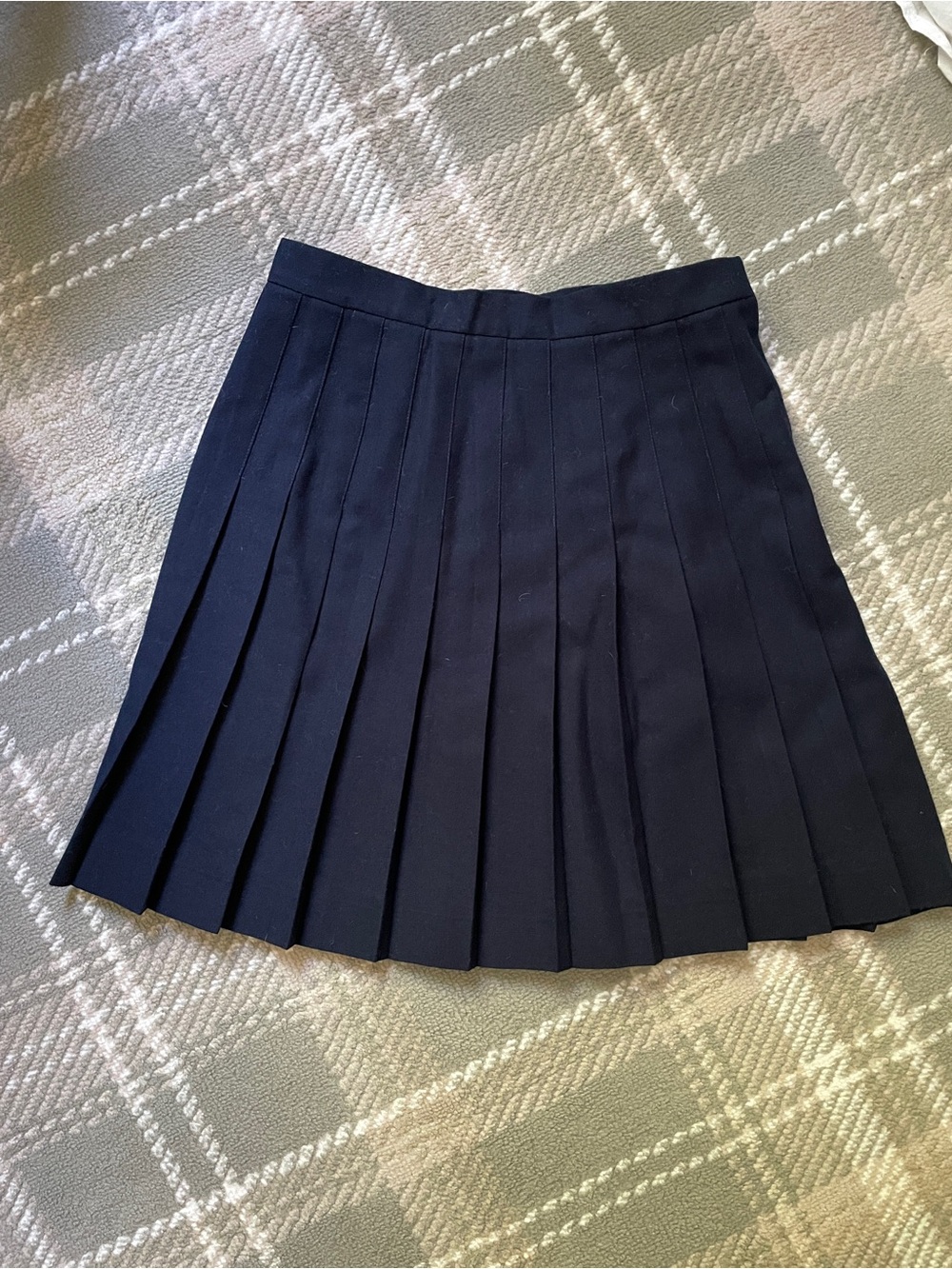VTG Talbots 100% wool navy pleated skirt 12